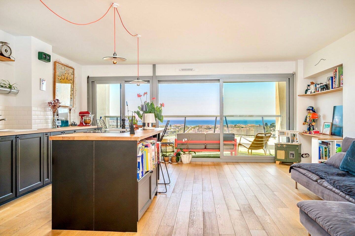 Appartement 3 pièces 82 m² · à Marseille 8ème Arrondissement · 81,6 m² · 490 000 €