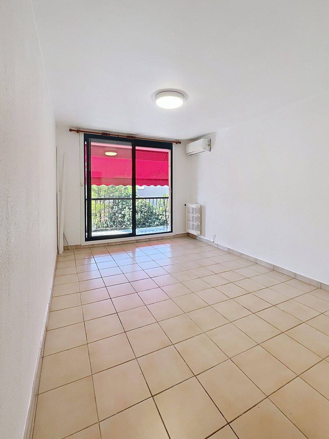 Appartement 3 pièces 50 m² · à Le Cannet · 50,3 m² · 1 150 €
