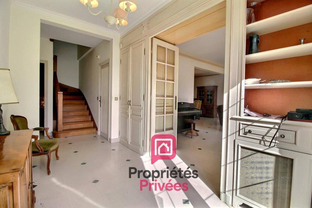 Maison 7 pièces 192 m² · à Amilly · 192 m² · 329 000 €