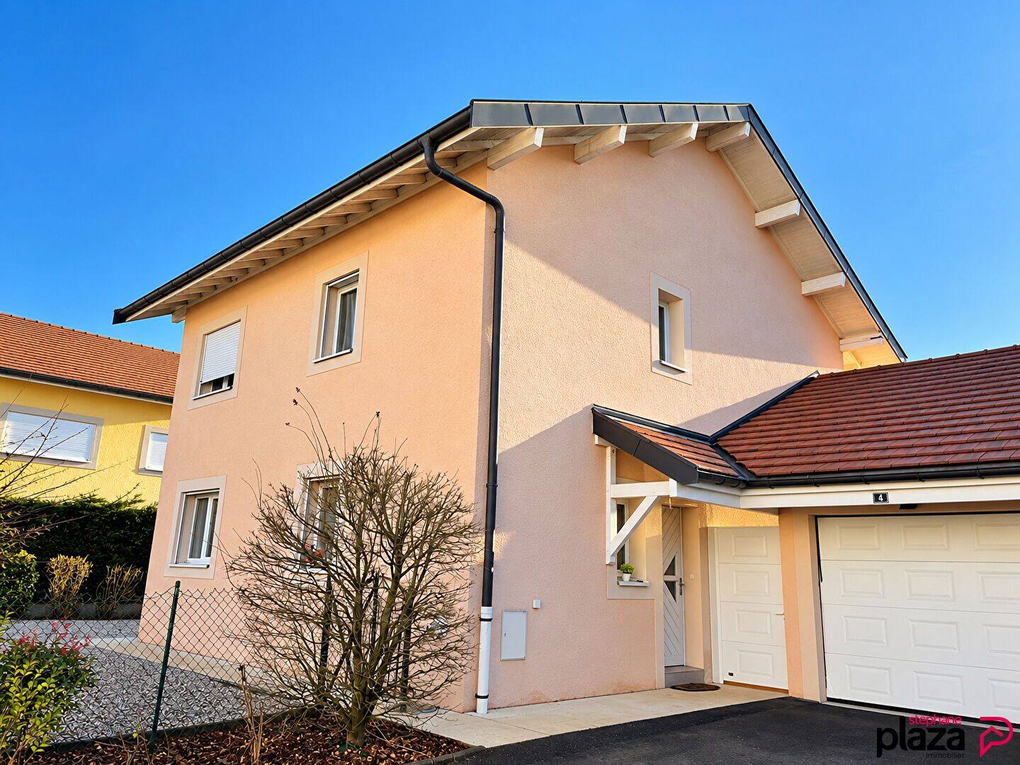 Maison 5 pièces 180 m² · à Vétraz-Monthoux · 180 m² · 690 000 €