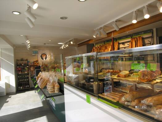 Boutique à vendre Fonds de commerce 648 000 € 720 m² de surface de vente Heudebouville 27400