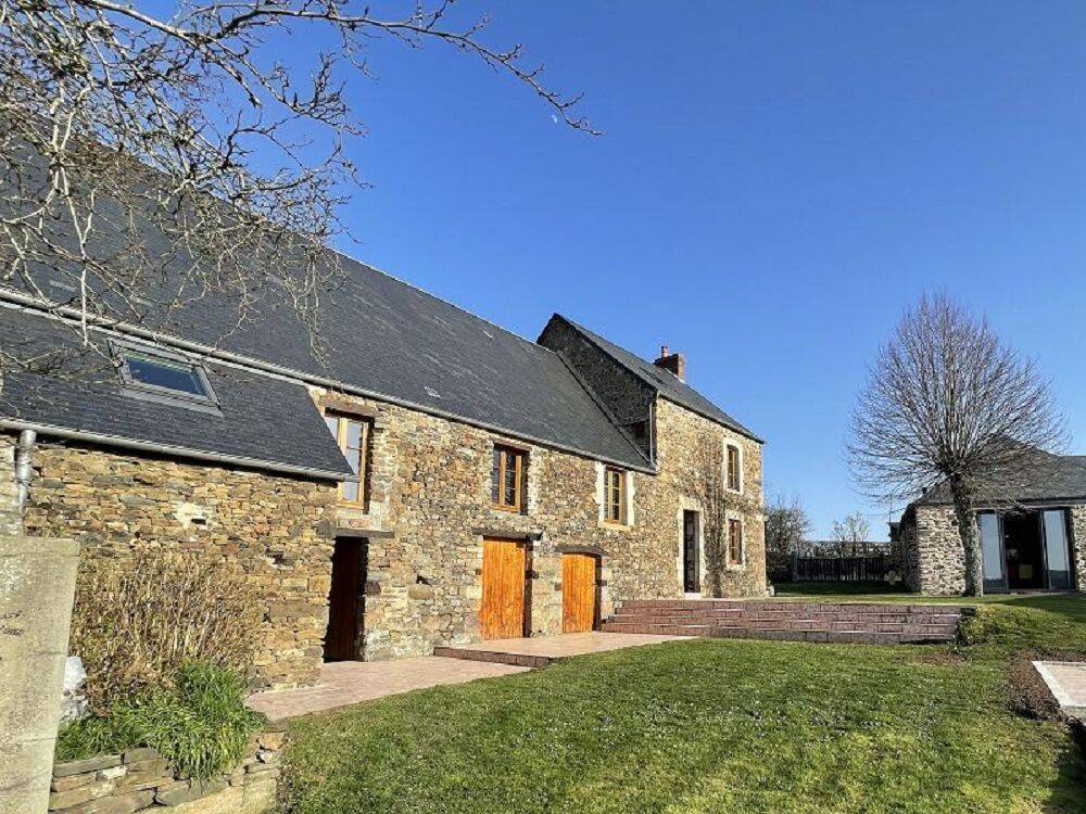 Maison 9 pièces 240 m² · à Clécy · 240,4 m² · 630 000 €