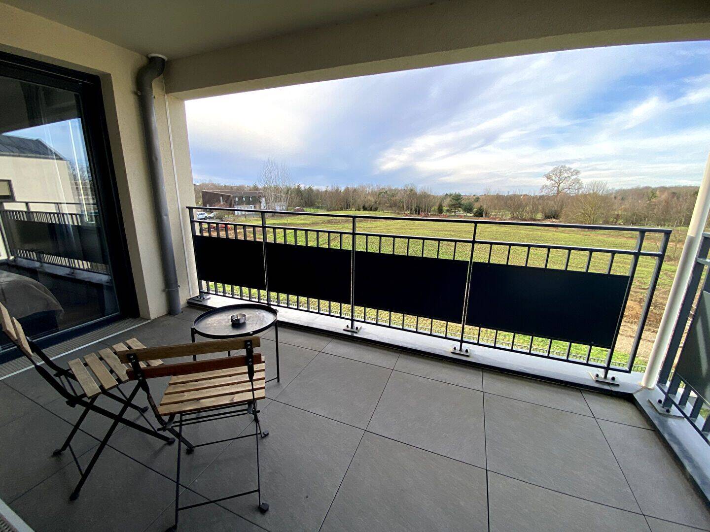 Appartement 4 pièces 80 m² · à Chessy · 80 m² · 1 930 €