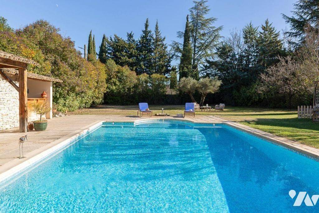 Maison 7 pièces 241 m² · à Aix-en-Provence · 241 m² · 1 345 000 €