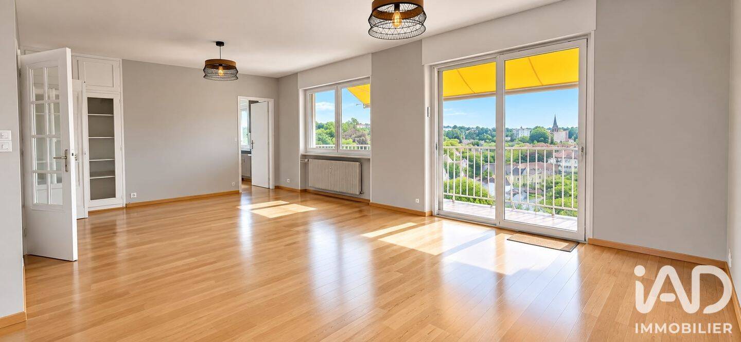 Appartement 7 pièces 155 m² · à Mulhouse · 155 m² · 235 000 €