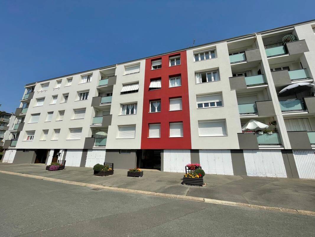 Appartement 3 pièces 68 m² · à Saint-Jean-de-la-Ruelle · 68,4 m² · 765 €/mois