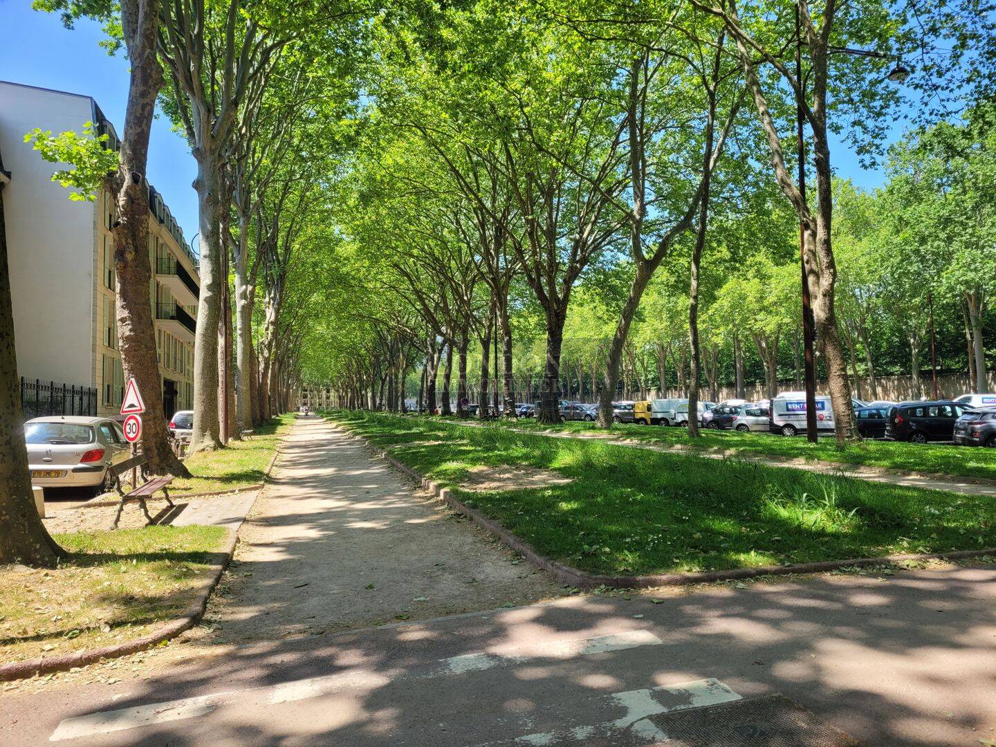 Appartement 4 pièces 90 m² · à Versailles · 89,5 m² · 1 972 €