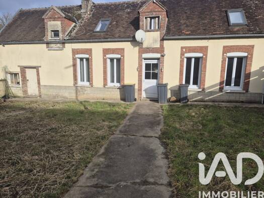 Maison à vendre 135 000 € 4 pièces 3 chambres 99 m² 700 m² de terrain Bagneaux 89190