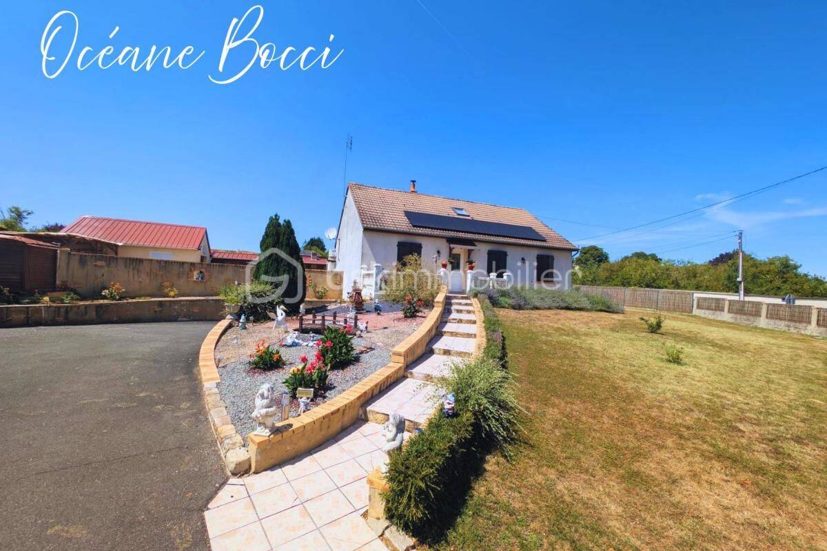 Maison 7 pièces 142 m² · à Reuilly · 142 m² · 187 000 €