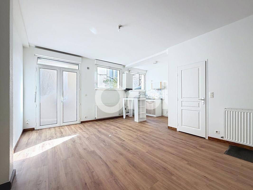 Appartement 2 pièces · à Brive-la-Gaillarde · 440 €/mois