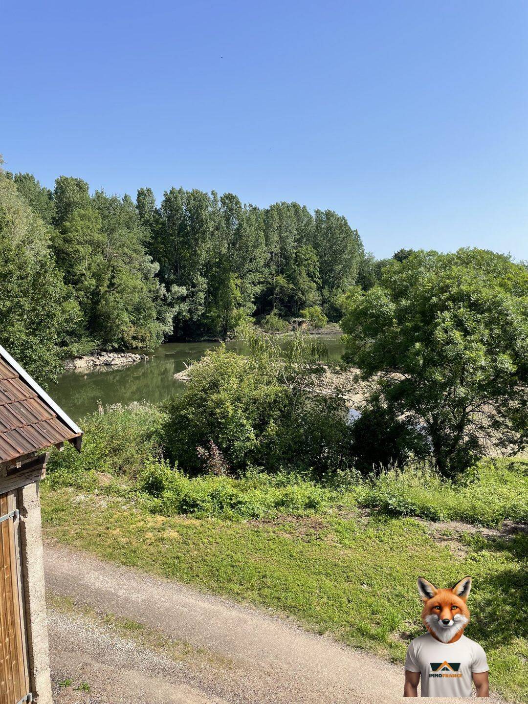 Maison 10 pièces 254 m² · à Savoyeux · 254 m² · 65 000 €
