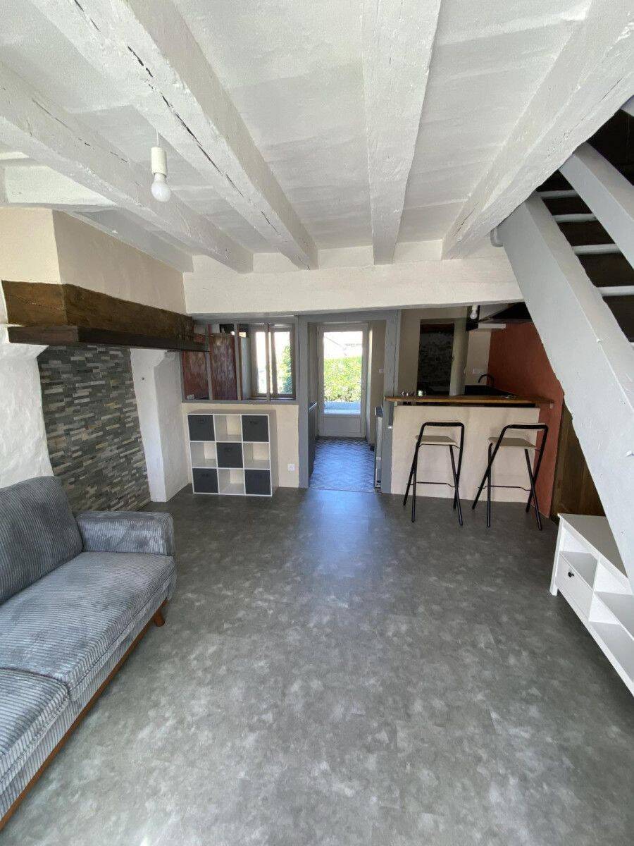 Maison 3 pièces 50 m² · à Bord-Saint-Georges · 50 m² · 520 €