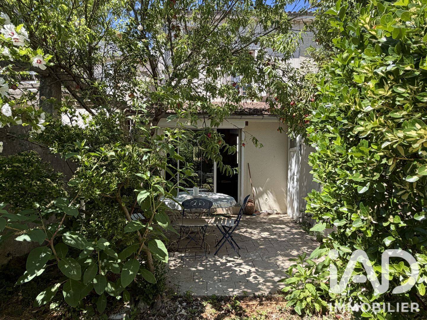 Maison 4 pièces 92 m² · à Aigre · 92 m² · 59 000 €