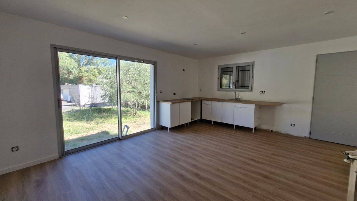 Maison 1 pièce 80 m² · à Bouliac · 80 m² · 1 300 €/mois