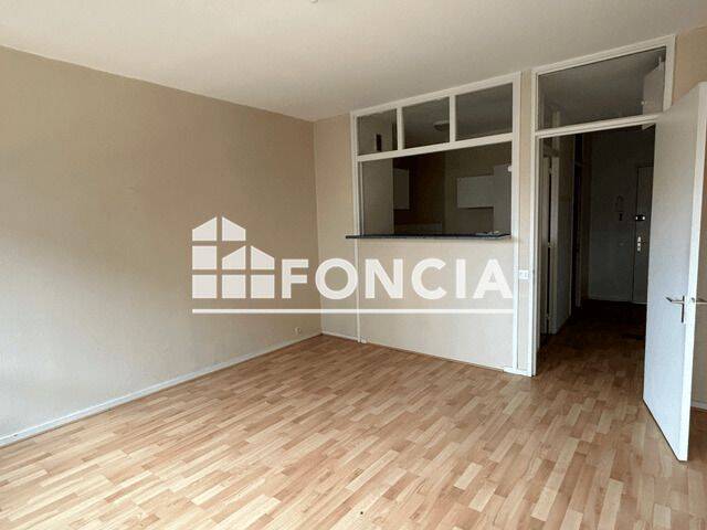 APPARTEMENT — 1