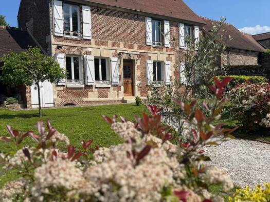 Maison à vendre 374 000 € 6 pièces 4 chambres 142 m² 1 859 m² de terrain Le Meux 60880