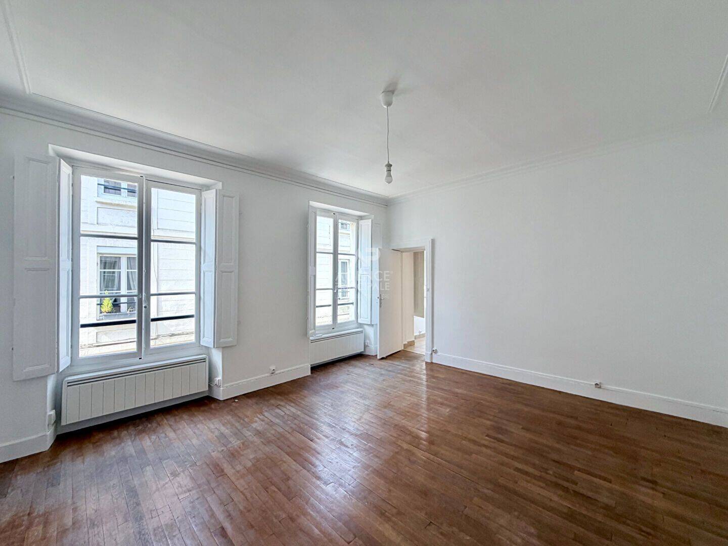 Appartement 3 pièces 62 m² · à Versailles · 61,8 m² · 1 440 €/mois