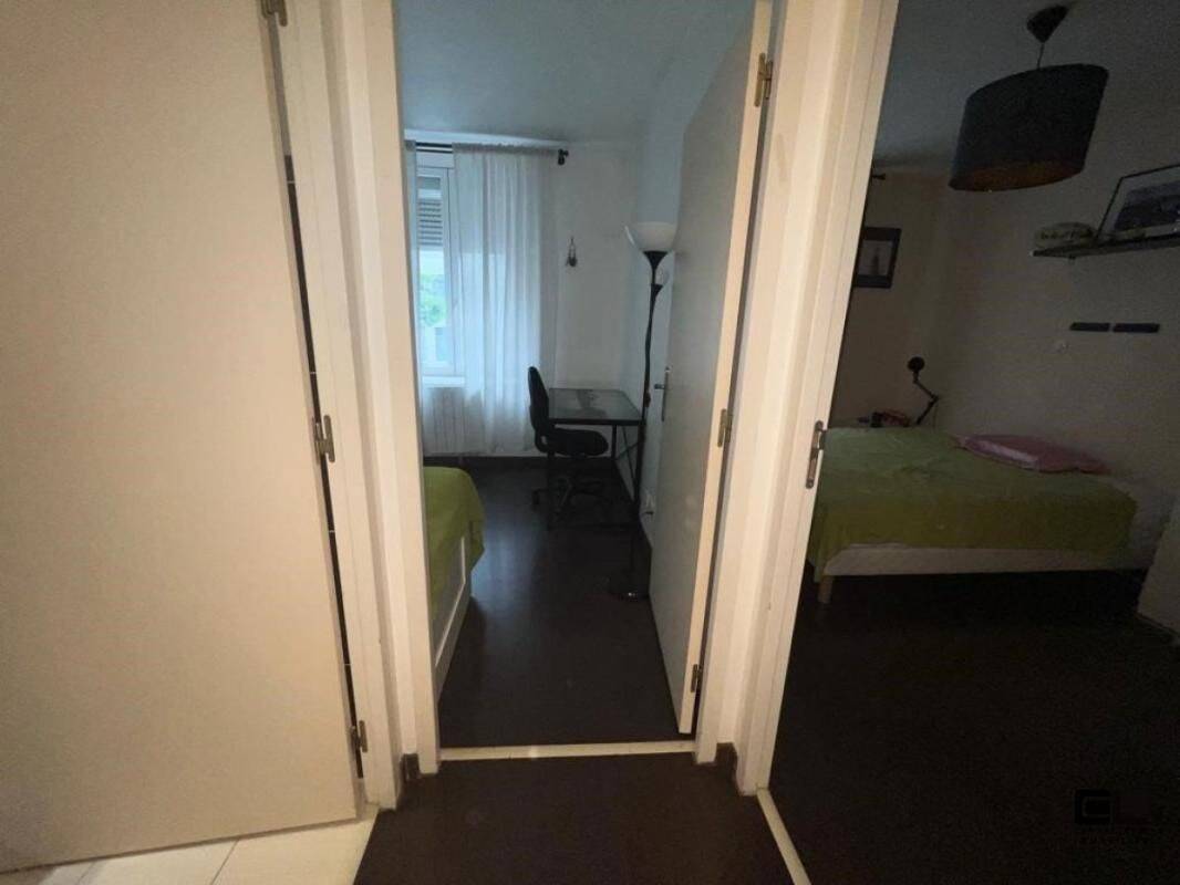 Maison de ville location meublée  87m² 2 chambres RUE LEON BLUM — 12