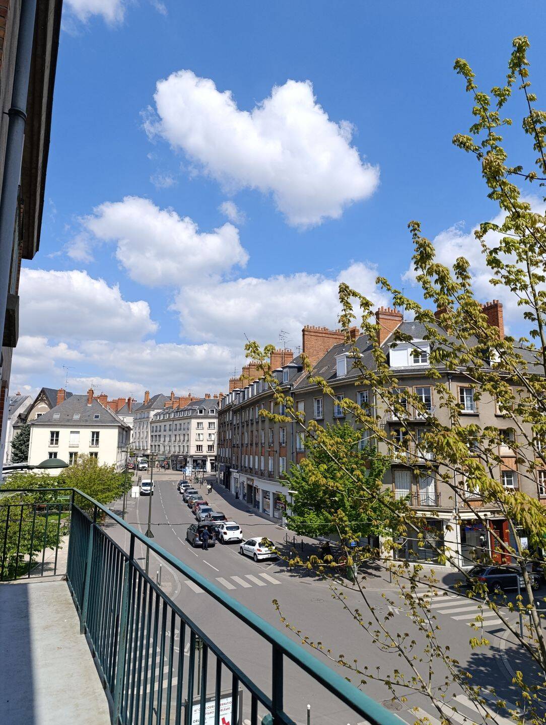 Appartement 5 pièces 106 m² · à Orléans · 106,2 m² · 1 037 €