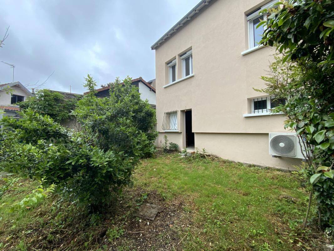 Maison 7 pièces 118 m² · à Limoges · 118 m² · 1 000 €