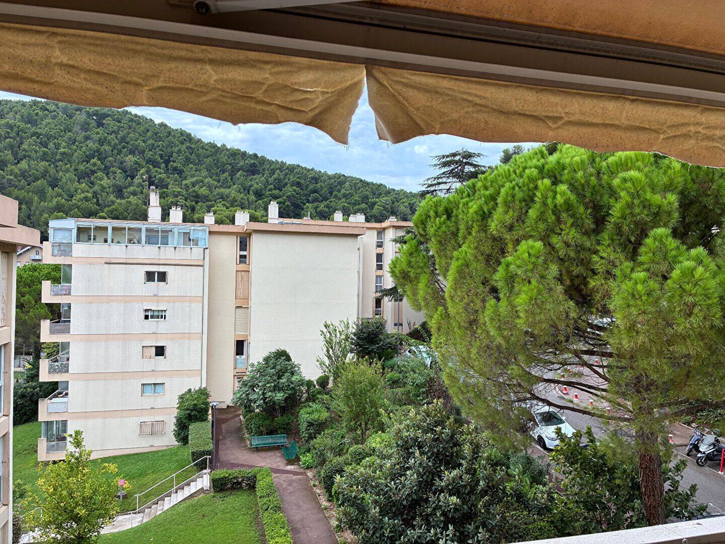 Appartement 5 pièces 86 m² · à Marseille 9ème Arrondissement · 86,3 m² · 1 450 €/mois