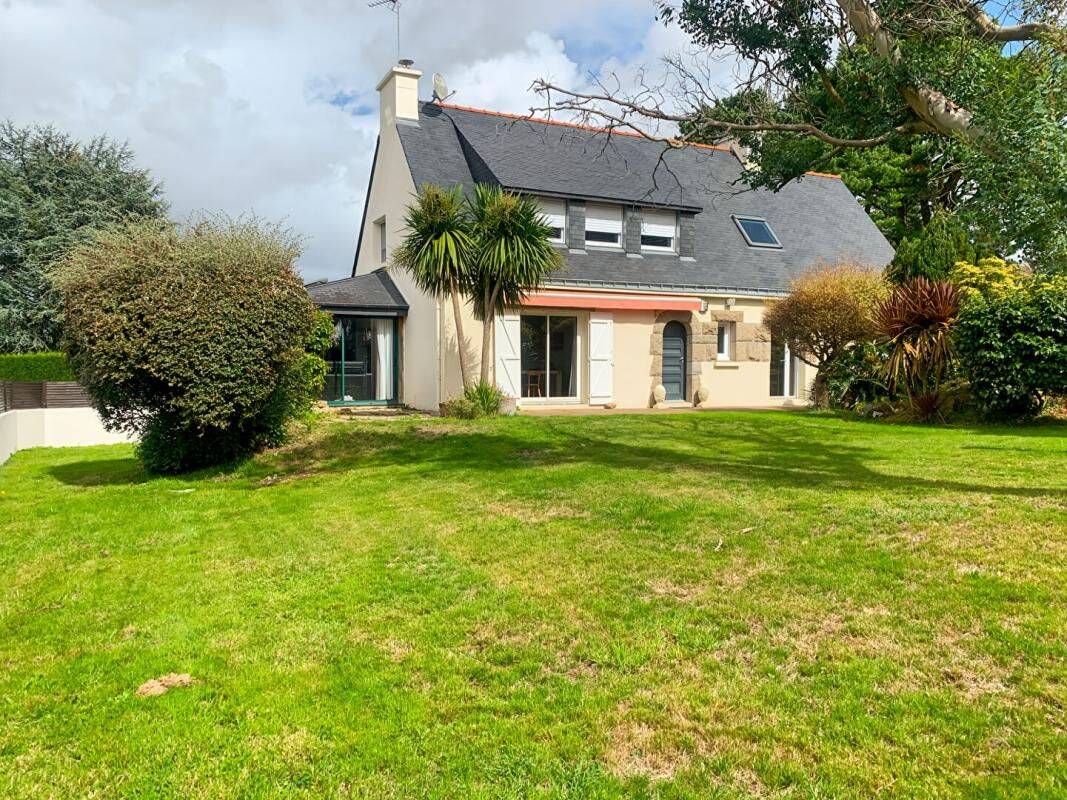 Maison 7 pièces 160 m² · à Ploeren · 160 m² · 550 000 €