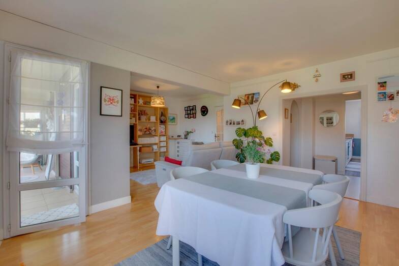 Appartement à vendre 398 000 € 4 pièces 3 chambres 91,1 m² 8 étages Sud Ciboure 64500