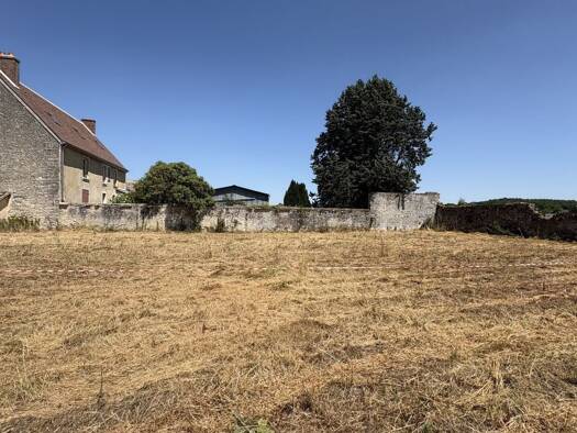 Terrain constructible viabilisé à vendre 145 000 € 477 m² de terrain Courances 91490