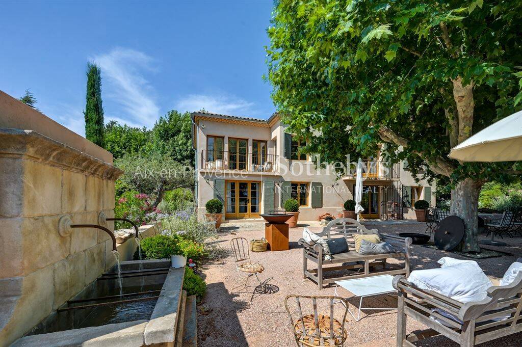 Maison 8 pièces 340 m² · à Aix-en-Provence · 340 m² · 3 995 000 €