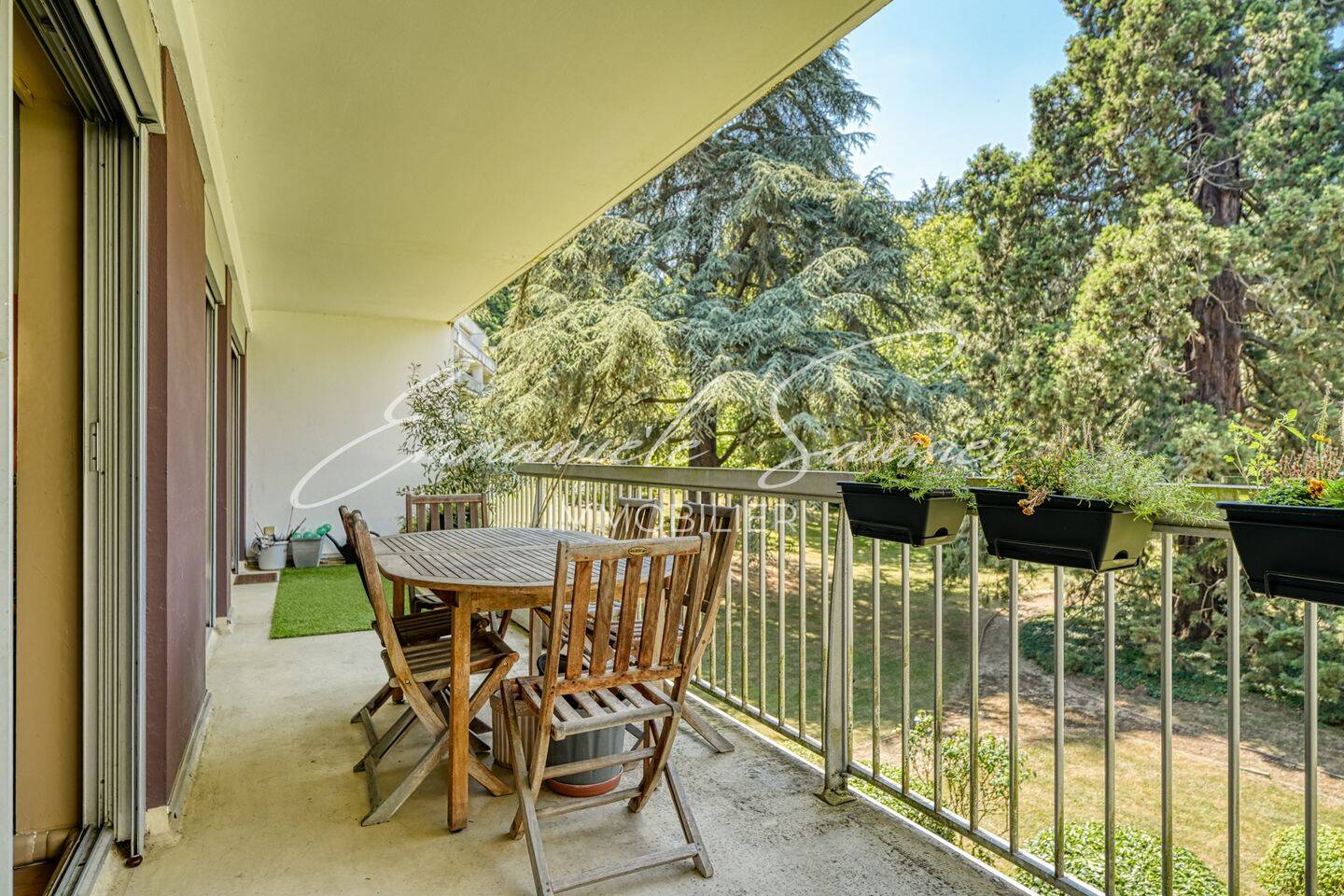Appartement 5 pièces 124 m² · à Ville-d'Avray · 123,6 m² · 729 000 €
