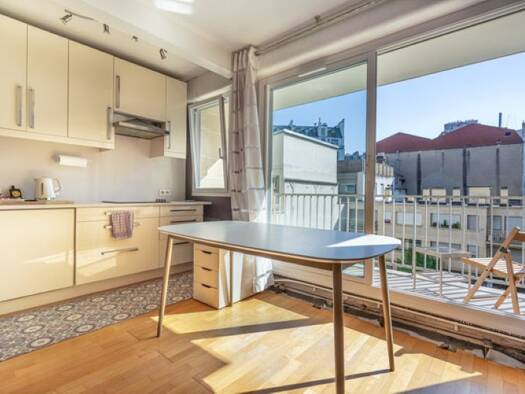 Appartement à vendre 600 000 € 2 pièces 1 chambre 55 m² Étage 3/8 Belleville-Saint Maur Paris 11ème arrondissement 75011