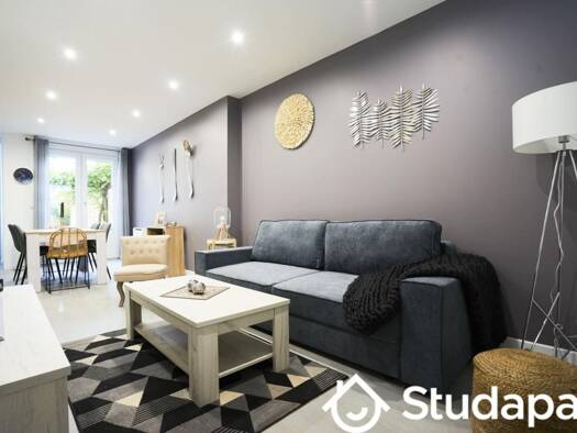 Colocation à louer 495 € 1 pièce 3 chambres 14 m² 1er étage Caulier Lille 59000