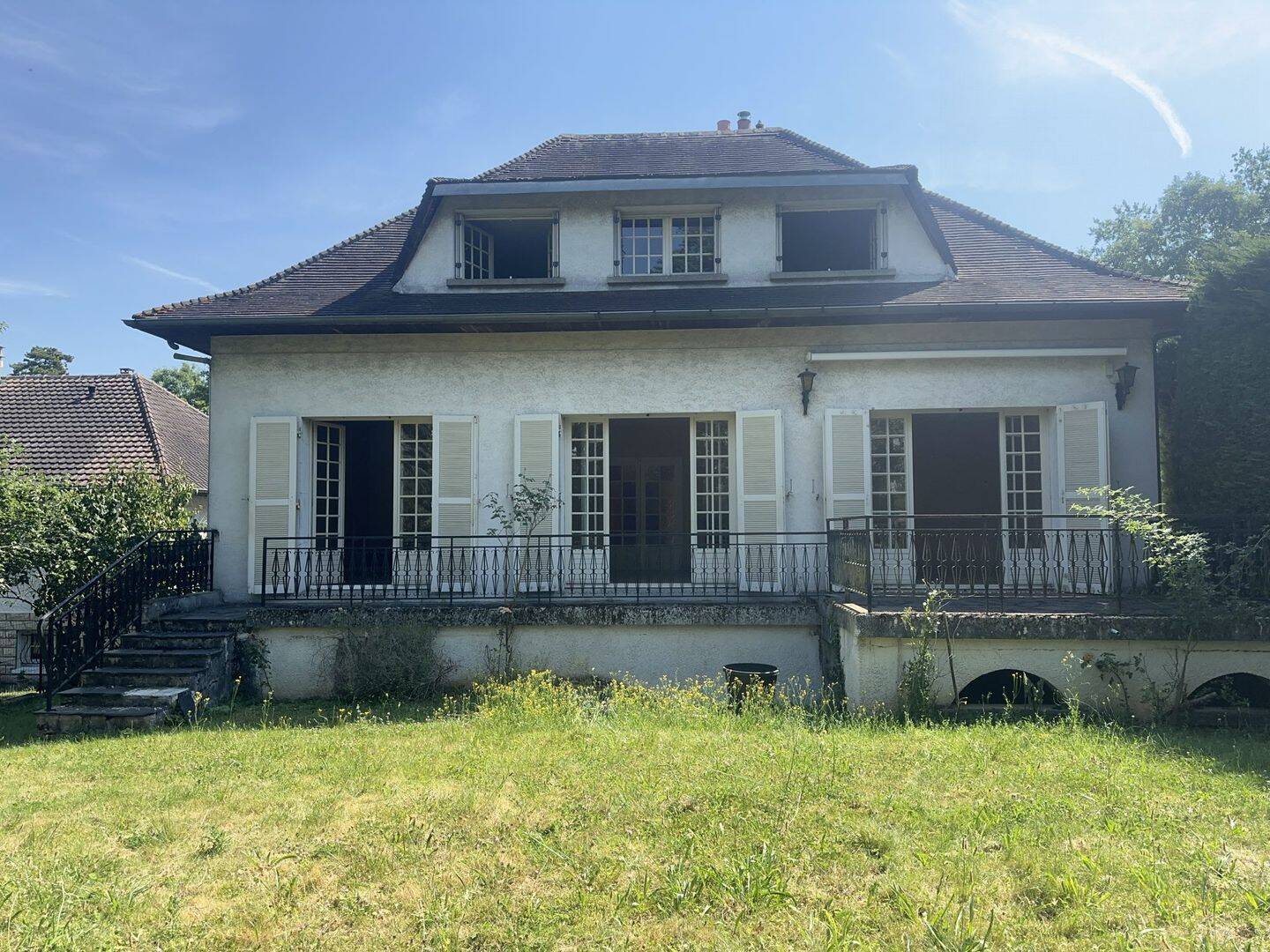 Maison 11 pièces 162 m² · à Évry-Courcouronnes · 162 m² · 468 000 €