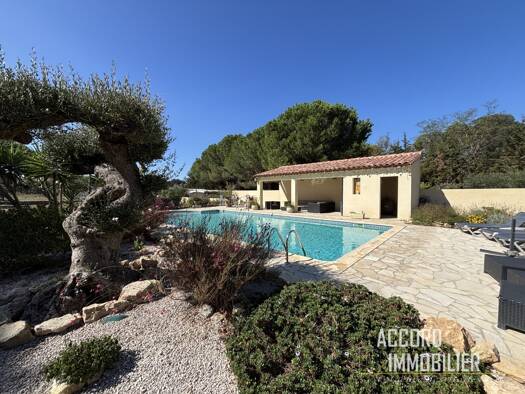 Maison à vendre 990 000 € 7 pièces 5 chambres 300 m² 5 000 m² de terrain Vinassan 11110