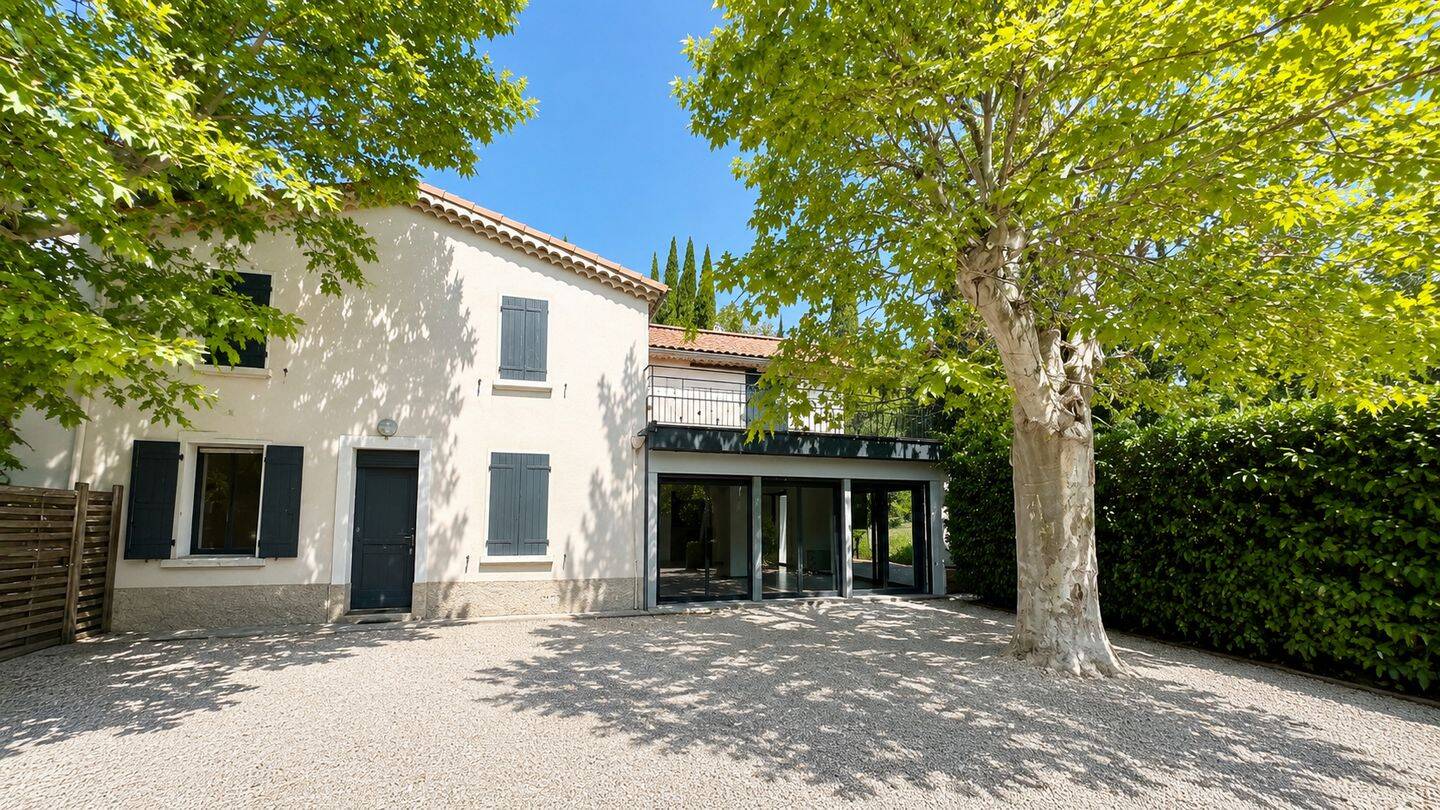 Maison 5 pièces 126 m² · à Aix-en-Provence · 126 m² · 2 950 €/mois