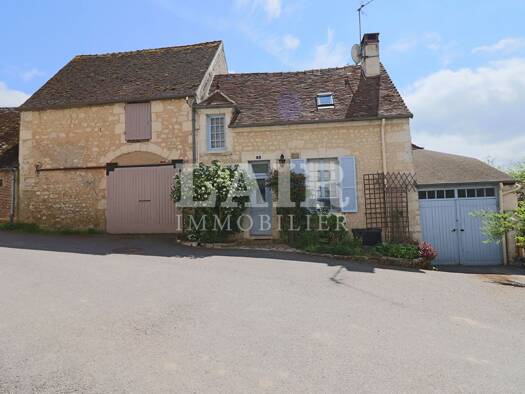 Maison à vendre 190 800 € 4 pièces 2 chambres 93 m² 600 m² de terrain Mortagne-au-Perche 61400