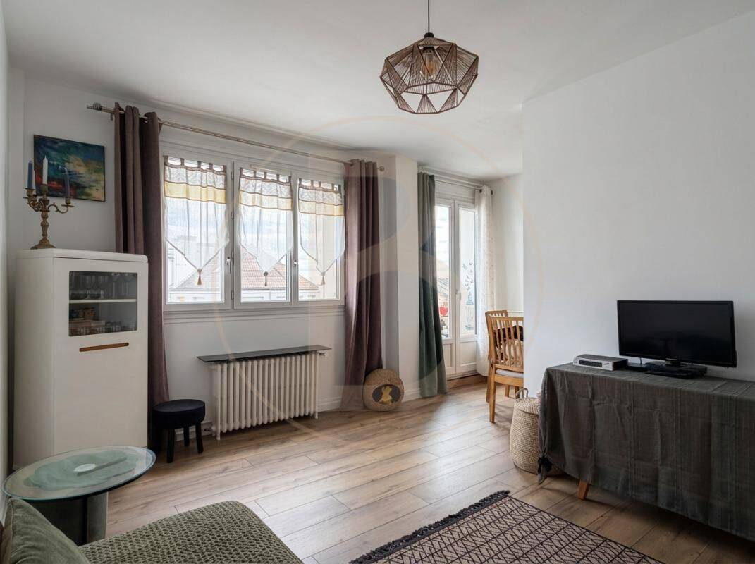 Appartement 1 pièce 31 m² · à Colombes · 31 m² · 1 090 €/mois