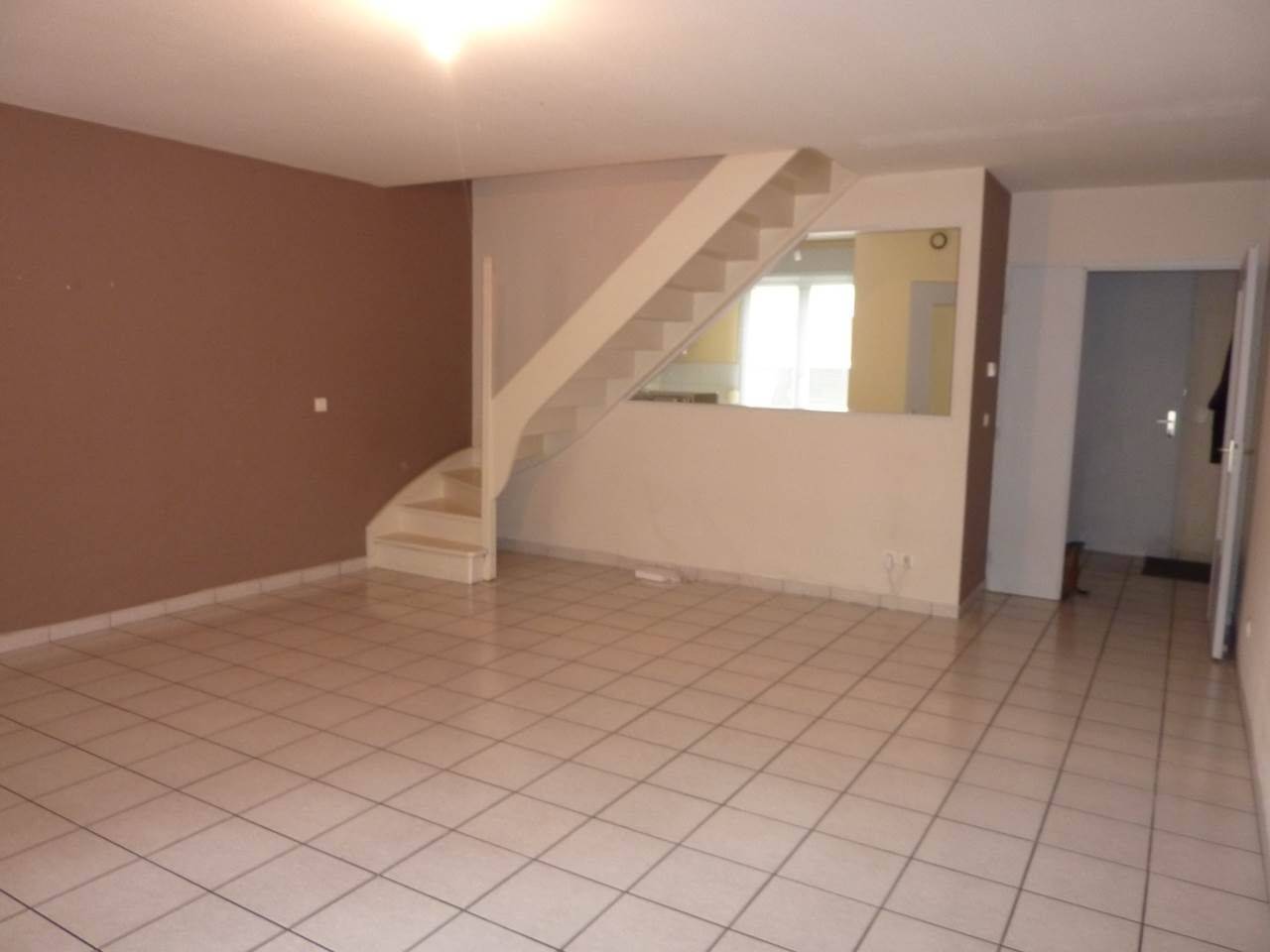 Maison 5 pièces 105 m² · à Brignais · 105 m² · 1 148 €