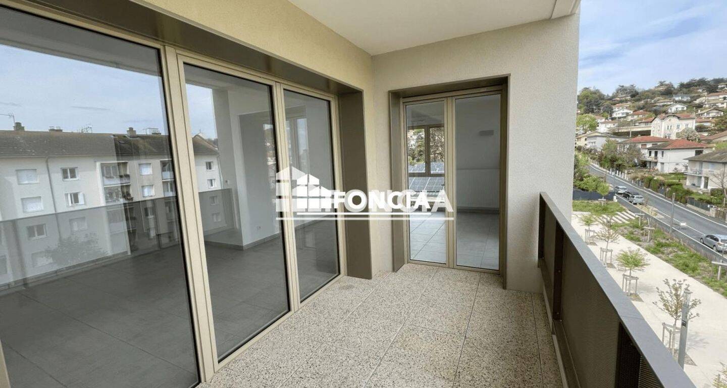 Appartement 3 pièces 75 m² · à Trévoux · 74,9 m² · 1 059 €