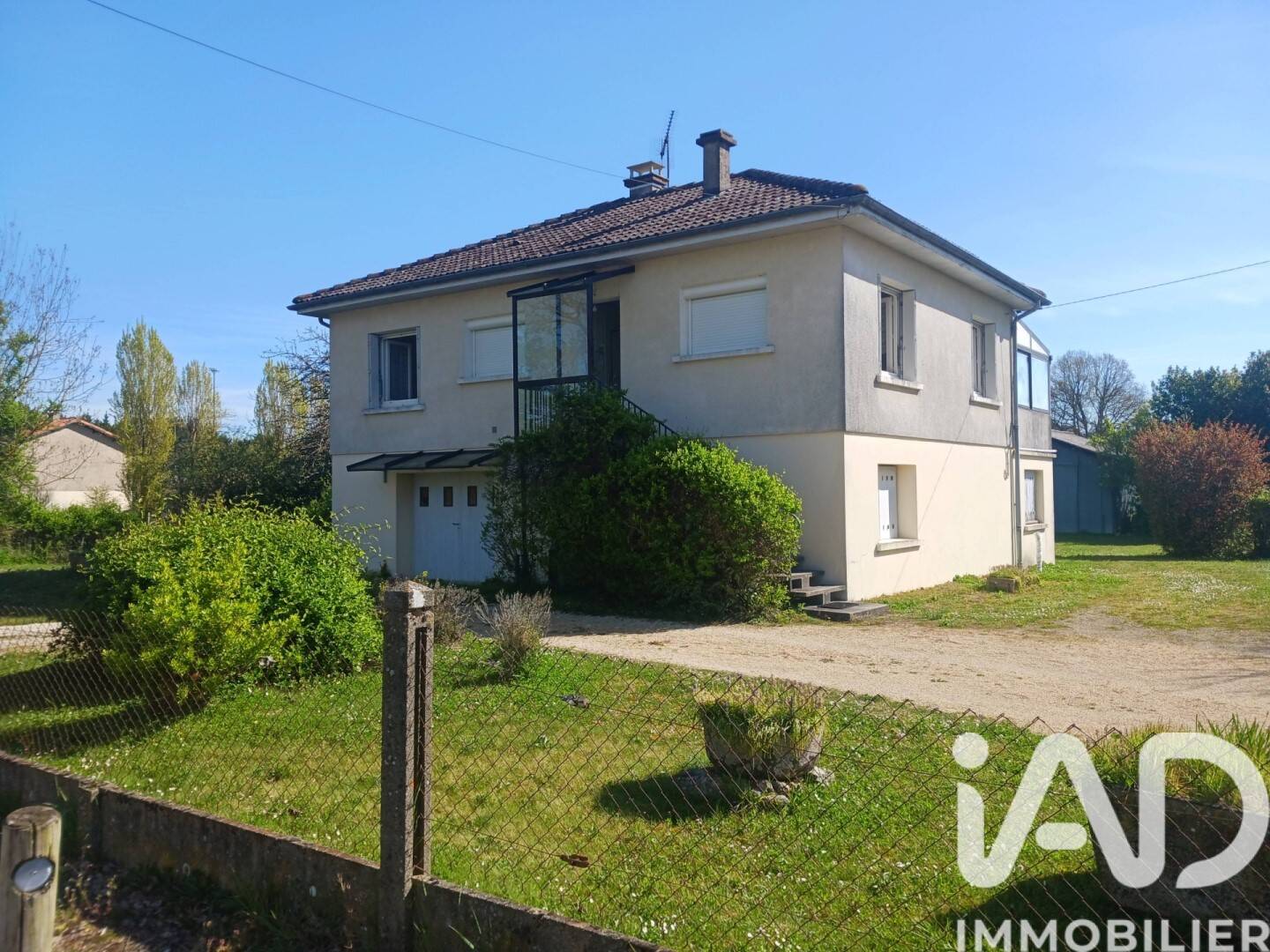 Maison 4 pièces 76 m² · à Saint-Maurice-la-Clouère · 76 m² · 127 000 €