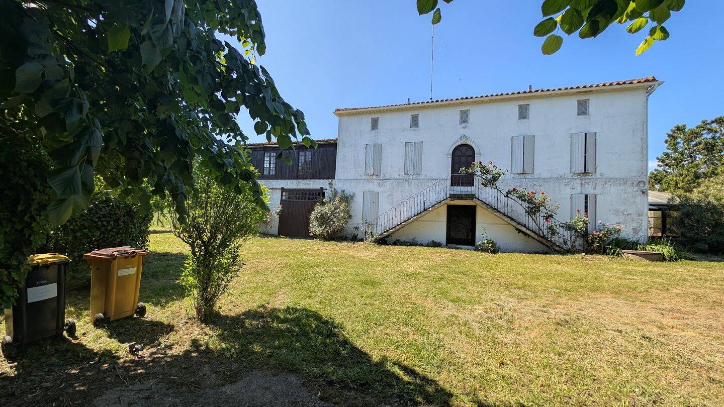 Maison 6 pièces 140 m² · à Reignac · 140 m² · 159 600 €