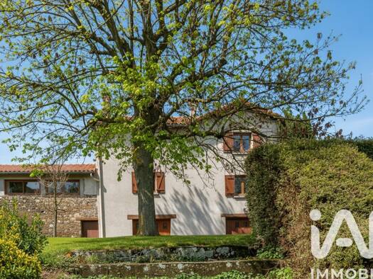 Maison à vendre 399 000 € 7 pièces 3 chambres 150 m² 1 410 m² de terrain Farnay 42320