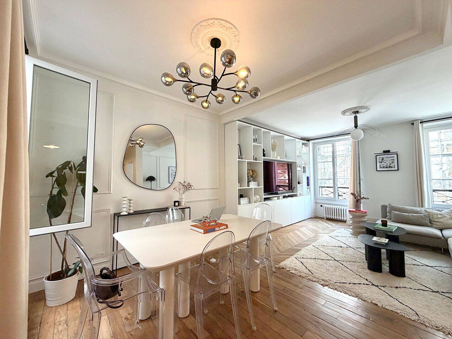 Appartement 3 pièces 71 m² · à Paris 8ème Arrondissement · 71 m² · 3 700 €/mois