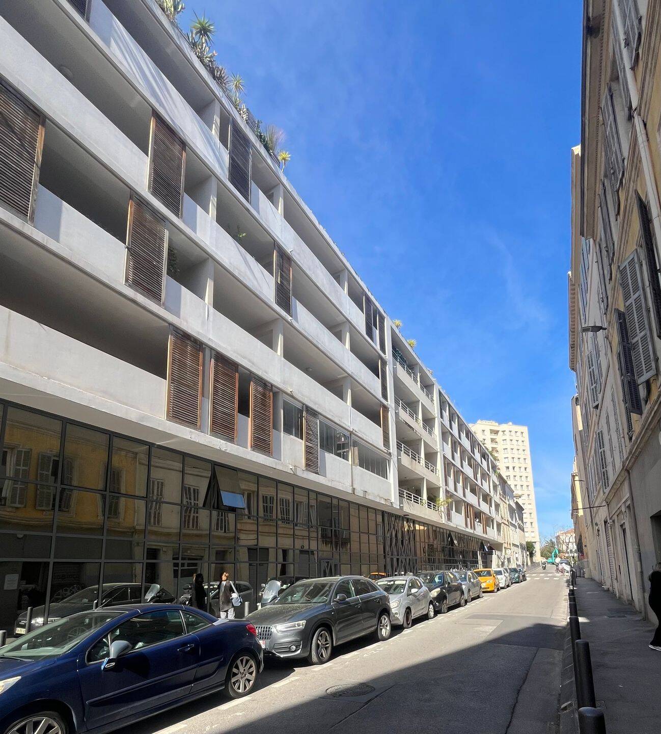 Appartement 3 pièces 69 m² · à Marseille 6ème Arrondissement · 69 m² · 318 000 €