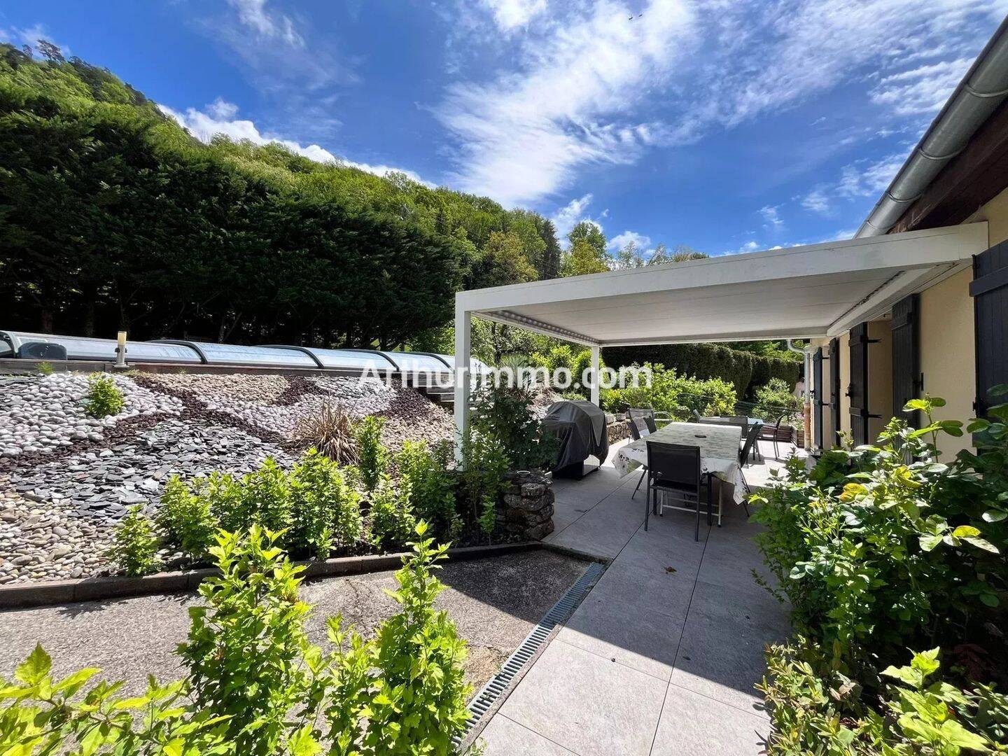 Maison 6 pièces 116 m² · à Conliège · 116 m² · 290 000 €