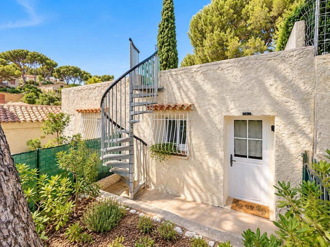 Appartement 2 pièces 38 m² · à Cassis · 38 m² · 345 000 €