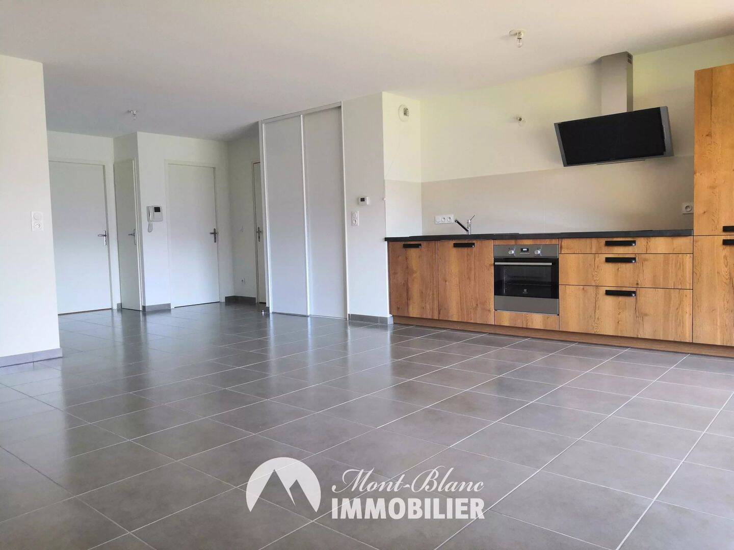 Appartement 3 pièces 77 m² · à Sallanches · 77,1 m² · 1 260 €/mois