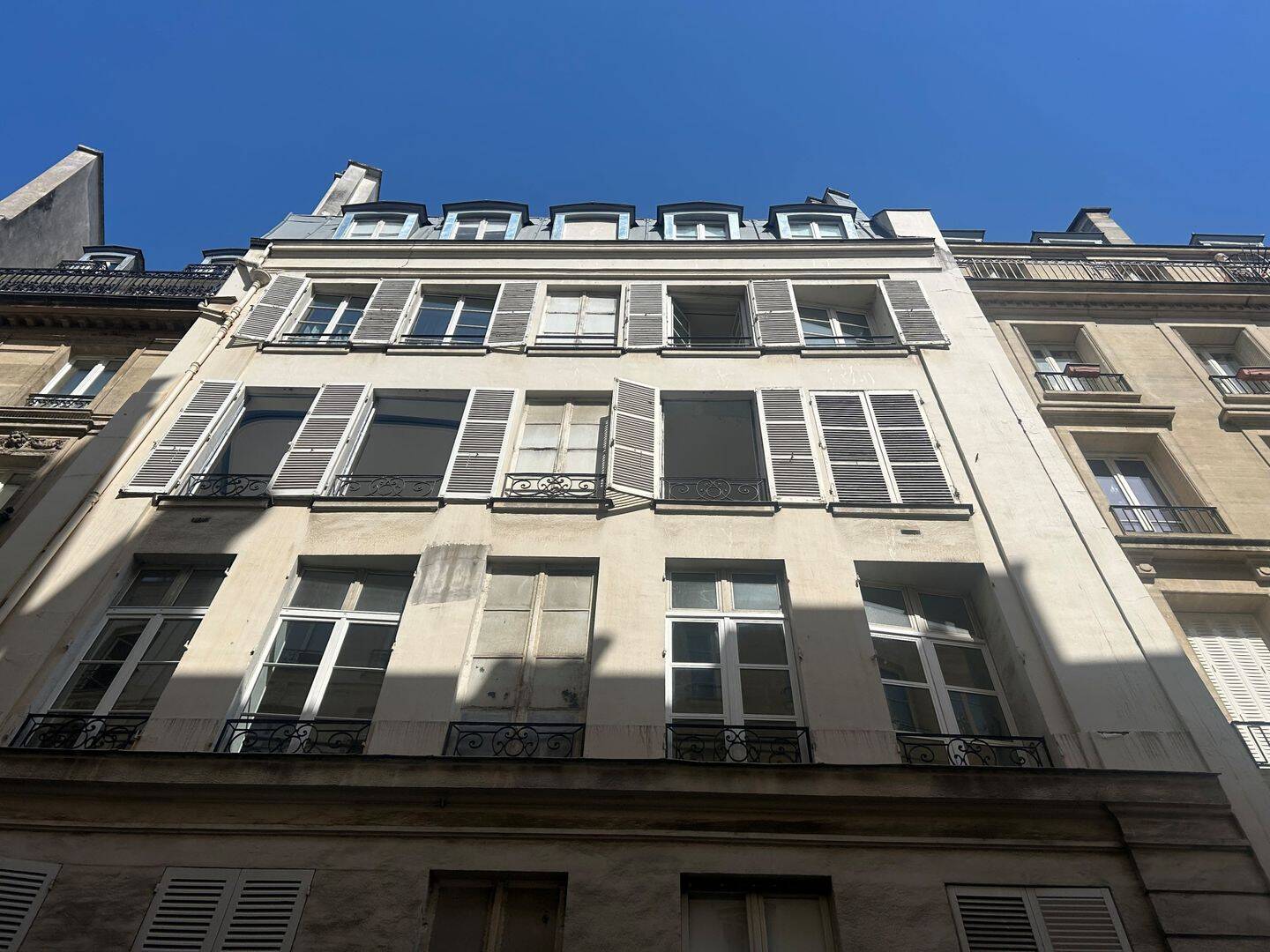 Appartement 1 pièce 17 m² · à Paris 1er Arrondissement · 17 m² · 249 000 €