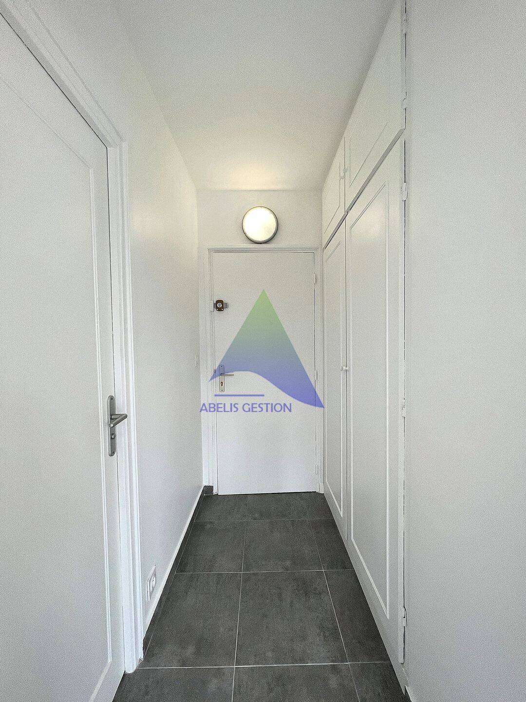 Appartement 1 pièce 28 m² · à La Garenne-Colombes · 28,1 m² · 805 €/mois