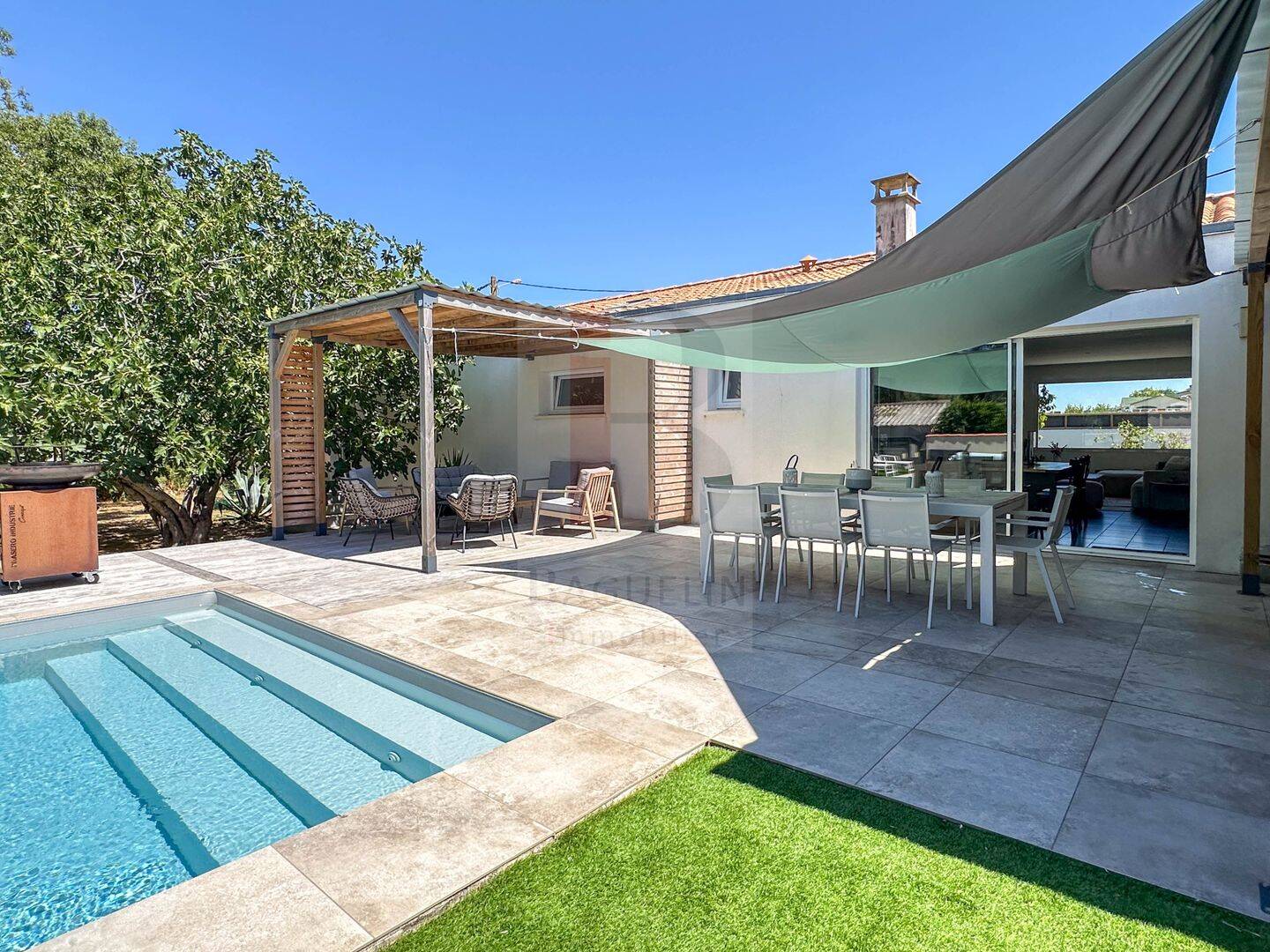 Maison 6 pièces 165 m² · à Fouras · 165 m² · 590 000 €